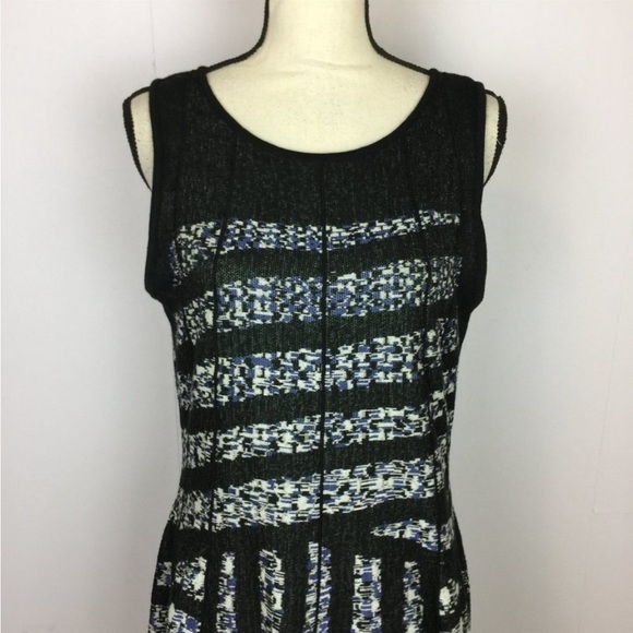 ⭐️Nic & Zoe,Classic Style Fit & Flare, Gorgeous Silhouette Design,EUC, MSRP $228 - Picture 13 of 16